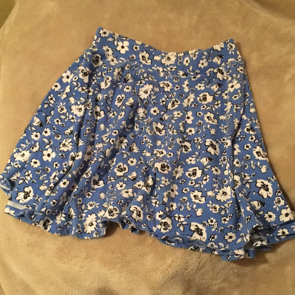 Blue Floral Mini Skater Skirt Size Small Resale - Picture 1 of 9